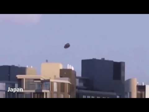 An organic UAP is filmed traveling through a Japanese city at high speeds