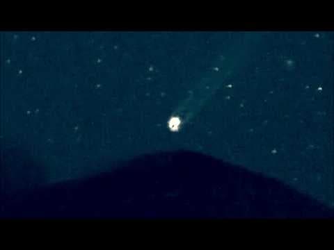 What is that huge object thing over the Popocatépetl volcano?