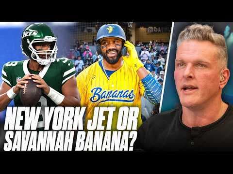 Russell Wilson Visits Jets After Rough Outing As A Savannah Banana