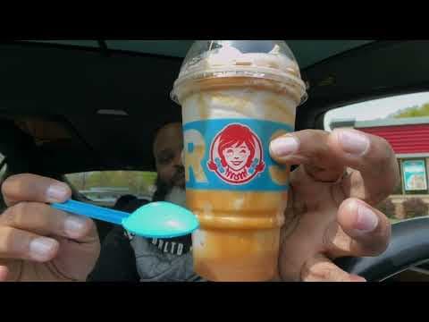 Wendy's NEW Jalapeno Ranch Burger & Cookie Dough Frosty Review!
