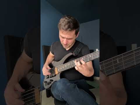 Alfonsina y El Mar solo bass