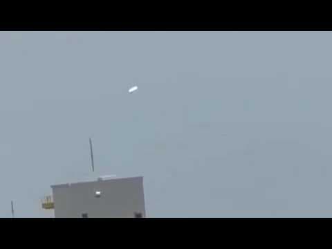 A bright luminous UFO wobbles in the skies of Chiba, Japan